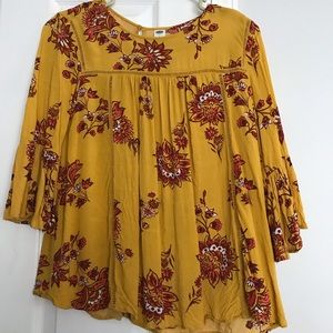 Old navy blouse